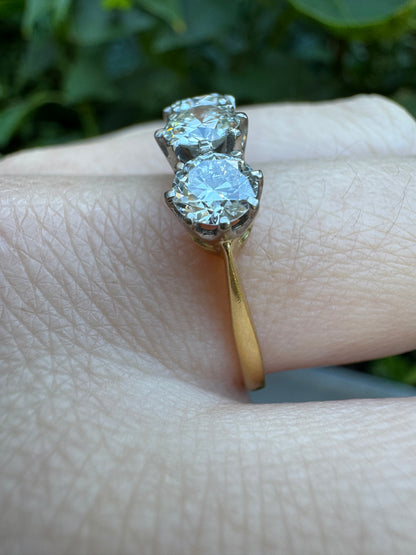 Vintage Mid Century 18ct yellow gold three stone 1.51ct TCW old European cut diamond ring