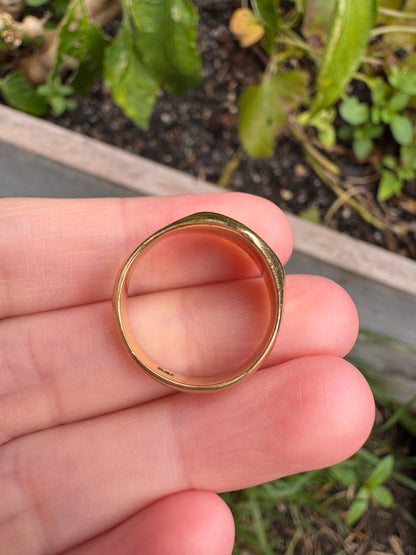 Vintage 18ct gold signet ring