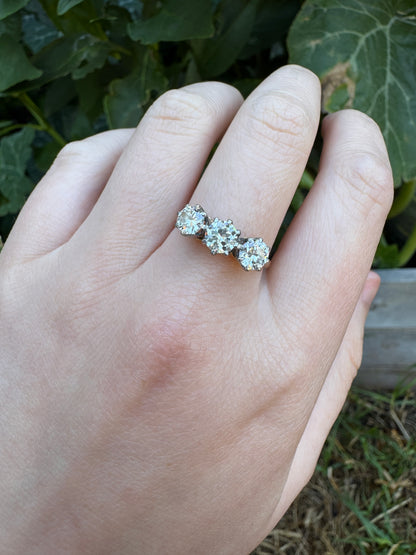 Vintage Mid Century 18ct yellow gold three stone 1.51ct TCW old European cut diamond ring