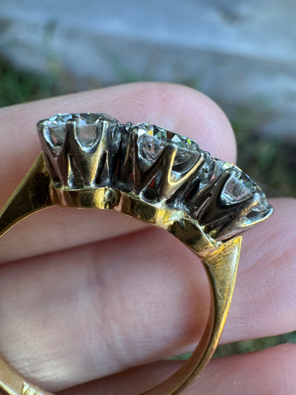 Vintage Mid Century 18ct yellow gold three stone 1.51ct TCW old European cut diamond ring