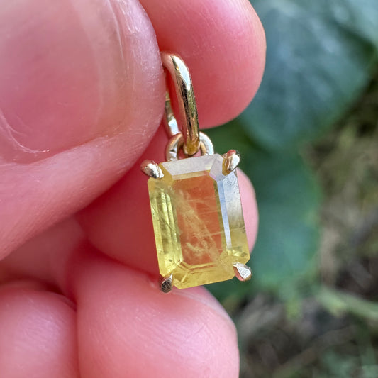 Custom handmade recycled 9ct yellow gold 1.25ct natural yellow sapphire prong set pendant