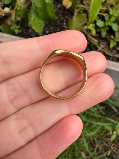 Vintage 18ct gold signet ring