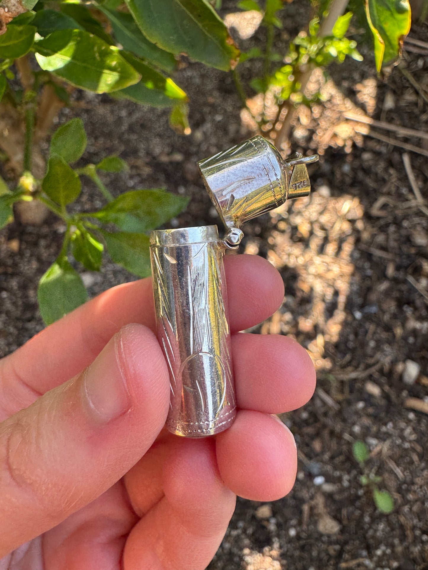 Vintage silver engraved cylinder vesta pendant