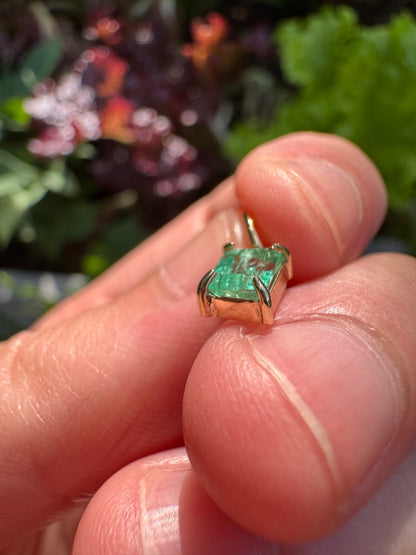 Custom 9ct yellow gold 0.56ct emerald claw set pendant