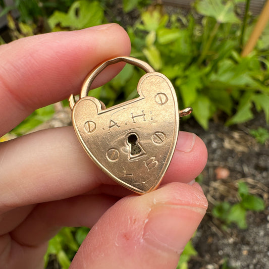 Antique Australian 15ct rose gold heart padlock pendant