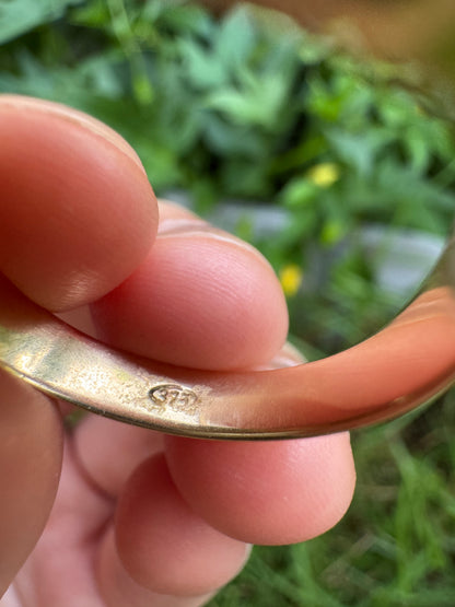 Vintage 9ct yellow gold single cut diamond starset signet ring