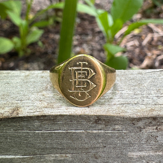 Vintage English 9ct yellow gold initial signet ring