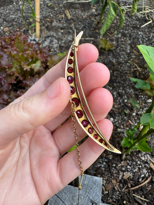 Antique 9ct rose gold 2.25ct TCW garnet and rose cut diamond crescent moon brooch
