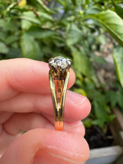 Vintage 18ct gold old mine cut diamond solitaire ring