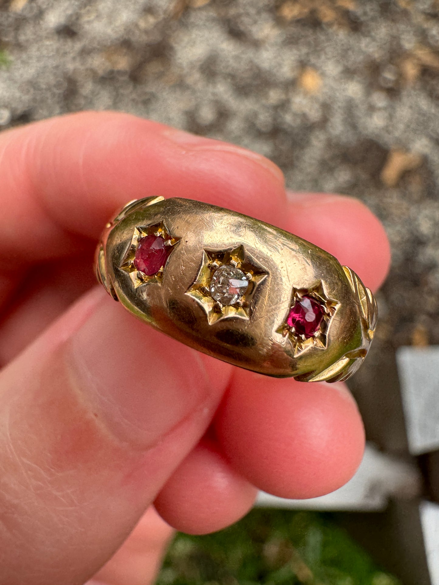 Vintage 18ct yellow gold rose cut diamond and old cut ruby starset gypsy ring