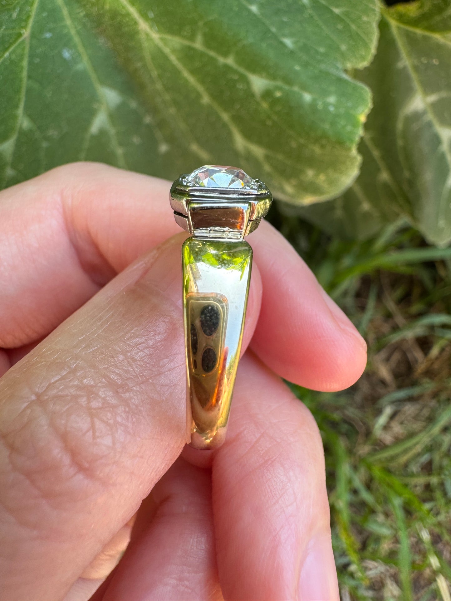 Vintage Mid Century English 9ct yellow and white gold 0.91ct old mine cut diamond signet ring