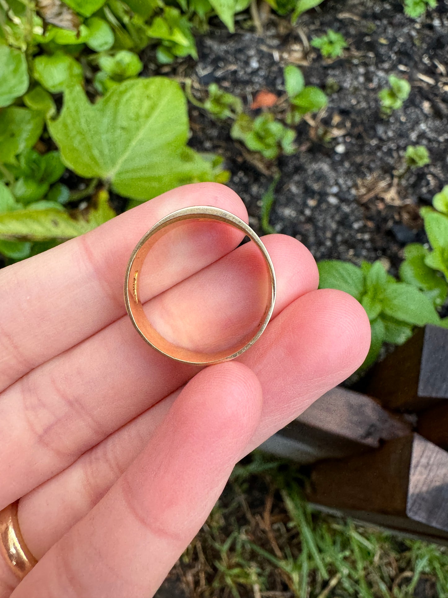 Antique Australian Wendt 18ct yellow gold 0.15ct old mine cut diamond starset gypsy cigar band