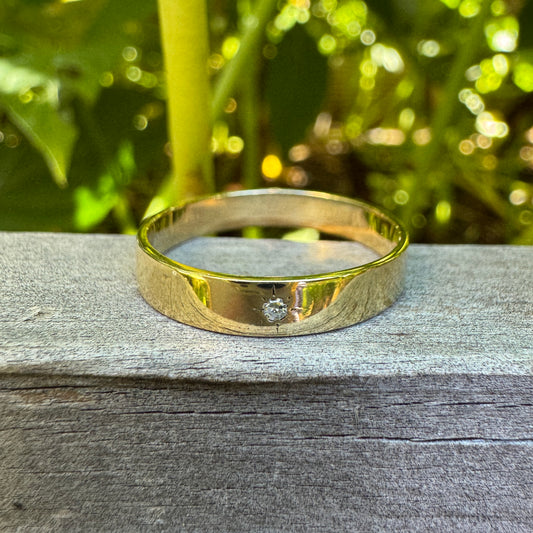 Antique 9ct yellow gold single cut diamond starset gypsy ring