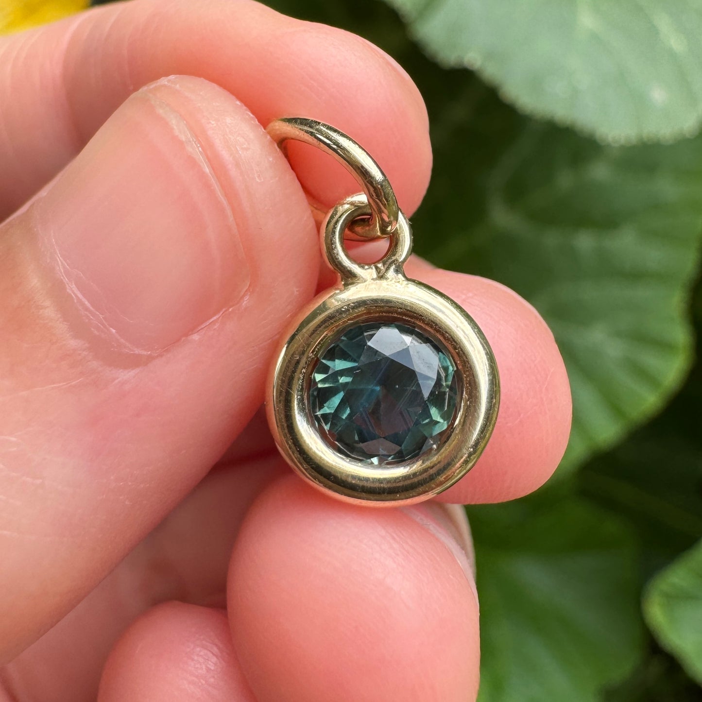 Custom handmade recycled 9ct yellow gold 1.08ct Australian parti sapphire bezel set pendant