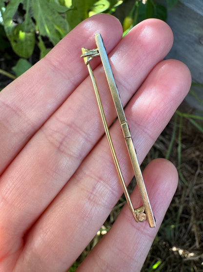 Antique 14ct yellow gold 1.86ct TCW old single cut natural ruby bar brooch/chain extender with lock mechanism