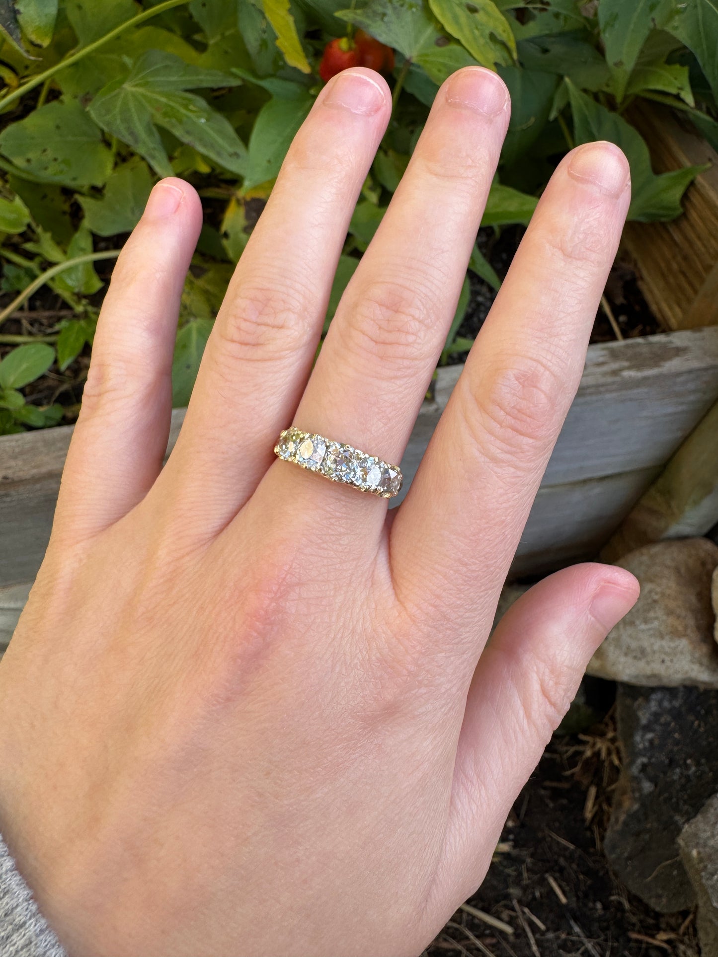 Antique 18ct yellow gold five stone 1.7ct TCW old mine cut diamond ring