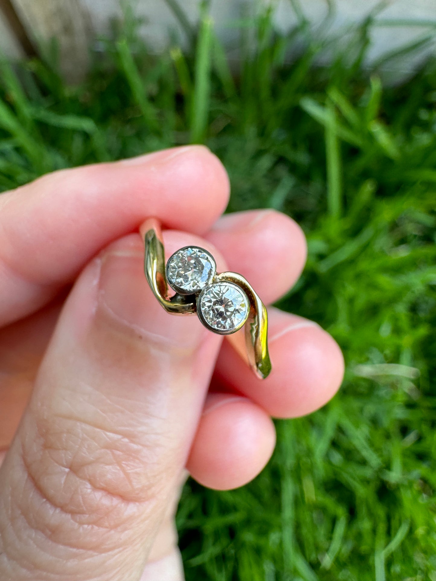 Vintage 18ct yellow gold 0.25ct TCW bezel set old cut diamond toi et moi ring