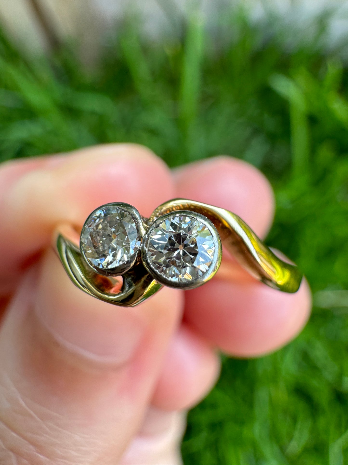 Vintage 18ct yellow gold 0.25ct TCW bezel set old cut diamond toi et moi ring
