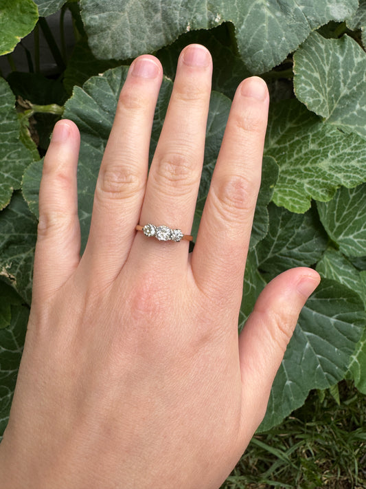 Vintage English 18ct yellow gold three stone 0.86ct TCW old mine cut diamond ring