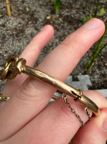 Vintage 9ct rosy yellow gold knot bangle