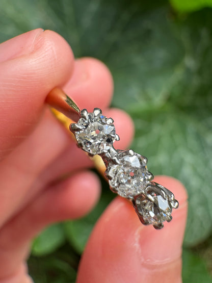Antique Australian 18ct yellow gold three stone 0.44ct TCW old mine cut diamond ring