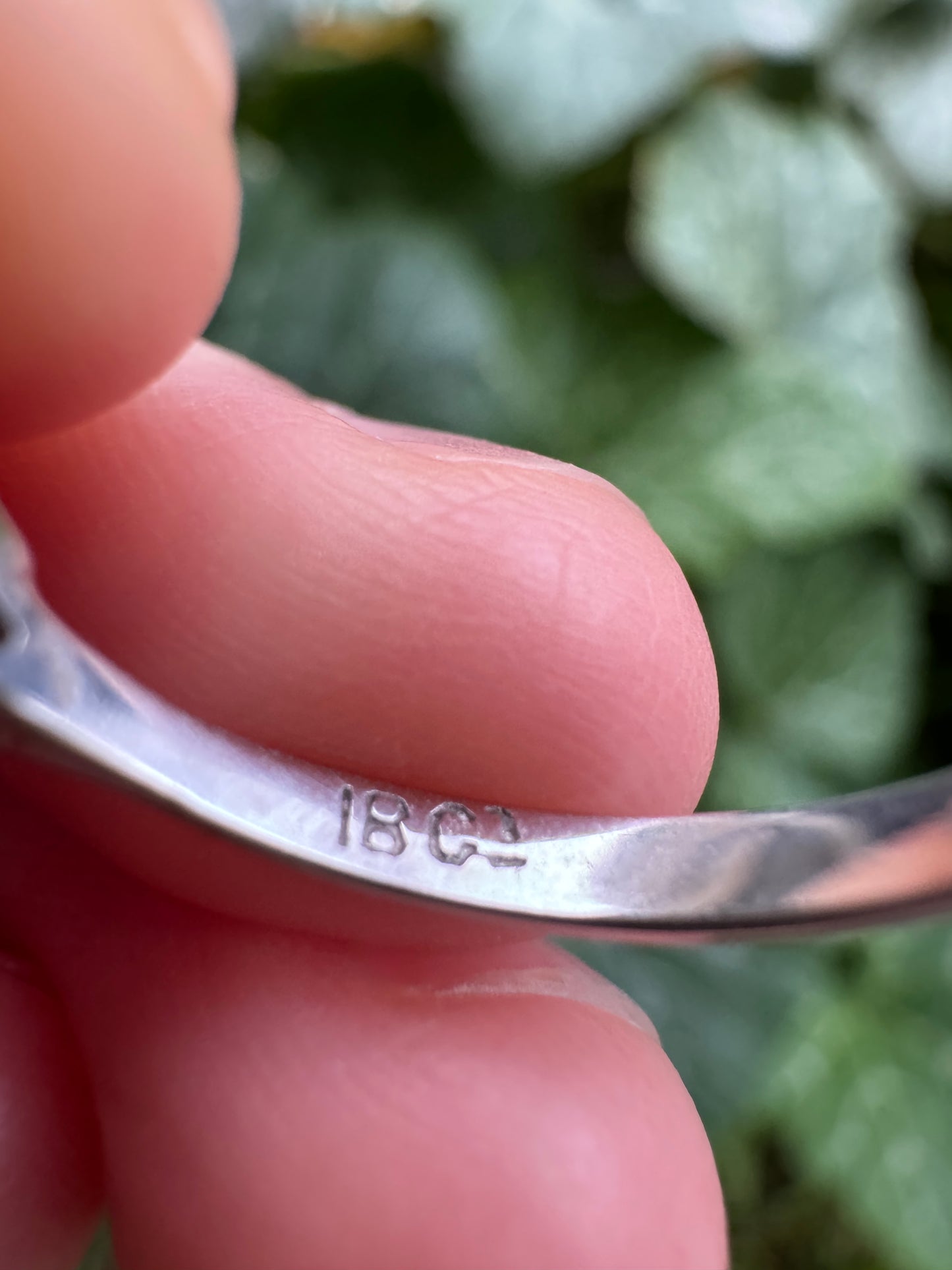 Antique 18ct white gold 0.44ct old mine cut diamond and 0.18ct TCW old single cut diamond ring