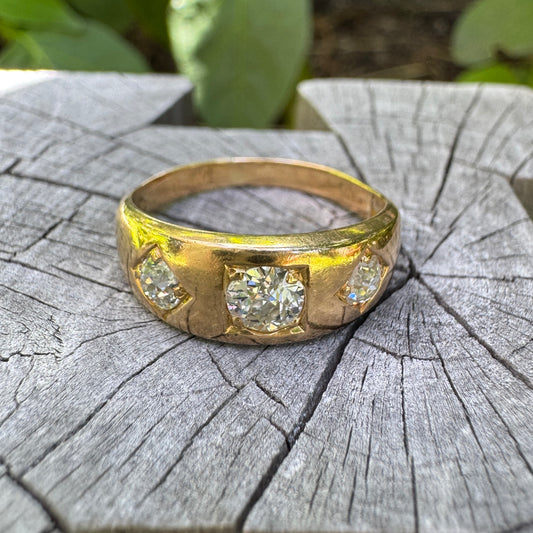Vintage 18ct yellow gold three stone 0.7ct TCW old European cut and old mine cut diamond gypsy ring