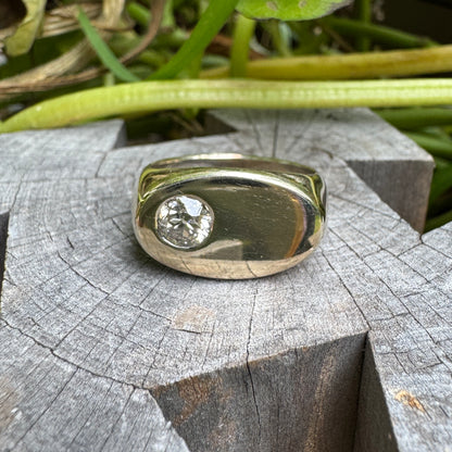 Vintage 9ct yellow gold 0.66ct old mine cut diamond signet ring