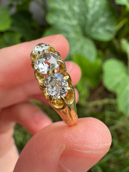 Antique 18ct yellow gold three stone 1.07ct TCW old mine cut diamond belcher ring