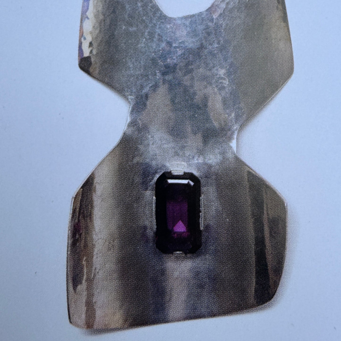 Place and Adornment: A History of Contemporary Jewellery in Australia and New Zealand - Hardcover Book