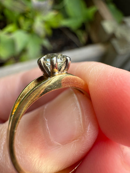 Vintage 18ct gold old mine cut diamond solitaire ring