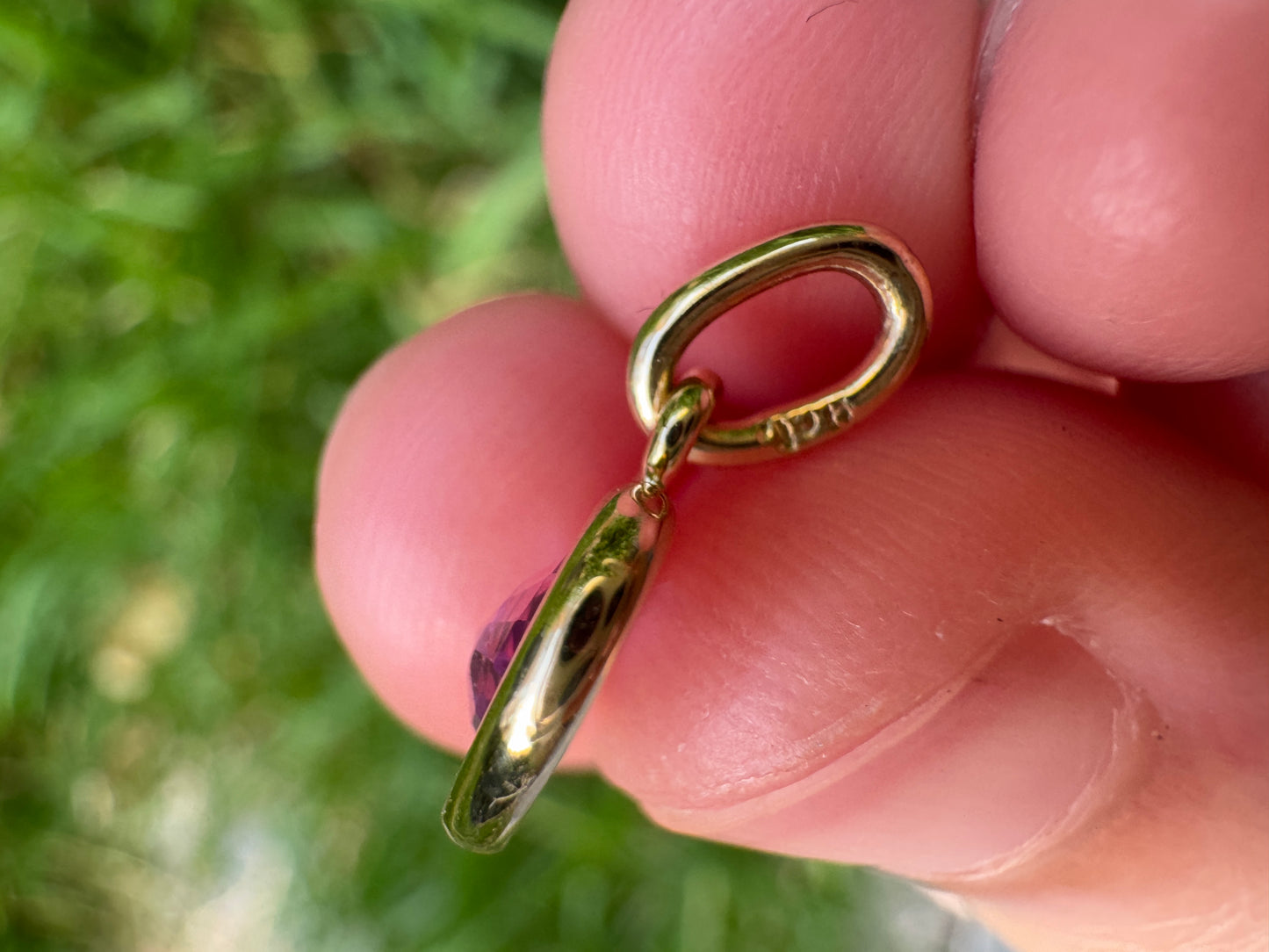 Custom 9ct yellow gold 0.77ct pink sapphire heart bezel set pendant
