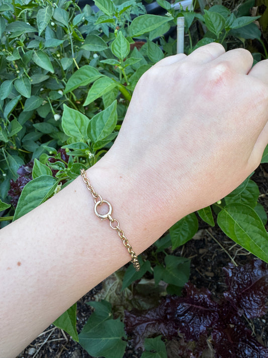 Antique 9ct rosy yellow gold cable link bracelet, 18cm / 7.1 inches long