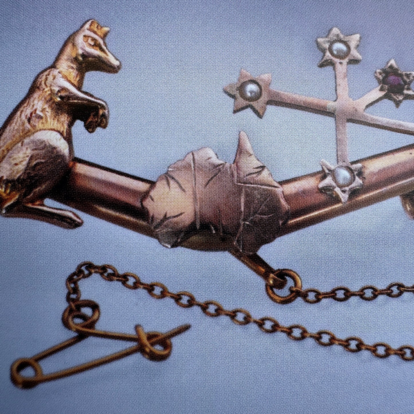 Place and Adornment: A History of Contemporary Jewellery in Australia and New Zealand - Hardcover Book