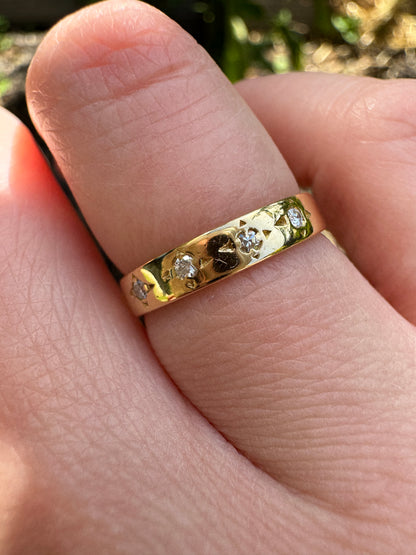 Vintage 18ct yellow gold four stone transitional cut and single cut diamond starset gypsy ring