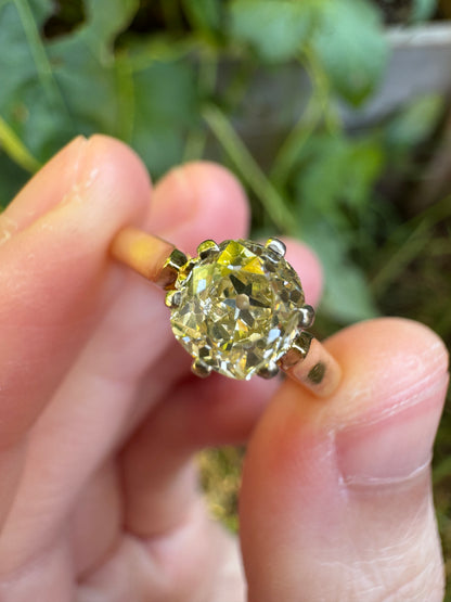 Vintage 18ct yellow gold 0.98ct old mine cut diamond solitaire ring