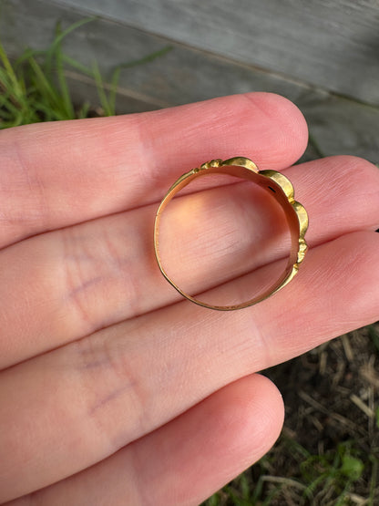 Antique Edwardian English 18ct gold rose cut diamond gypsy ring
