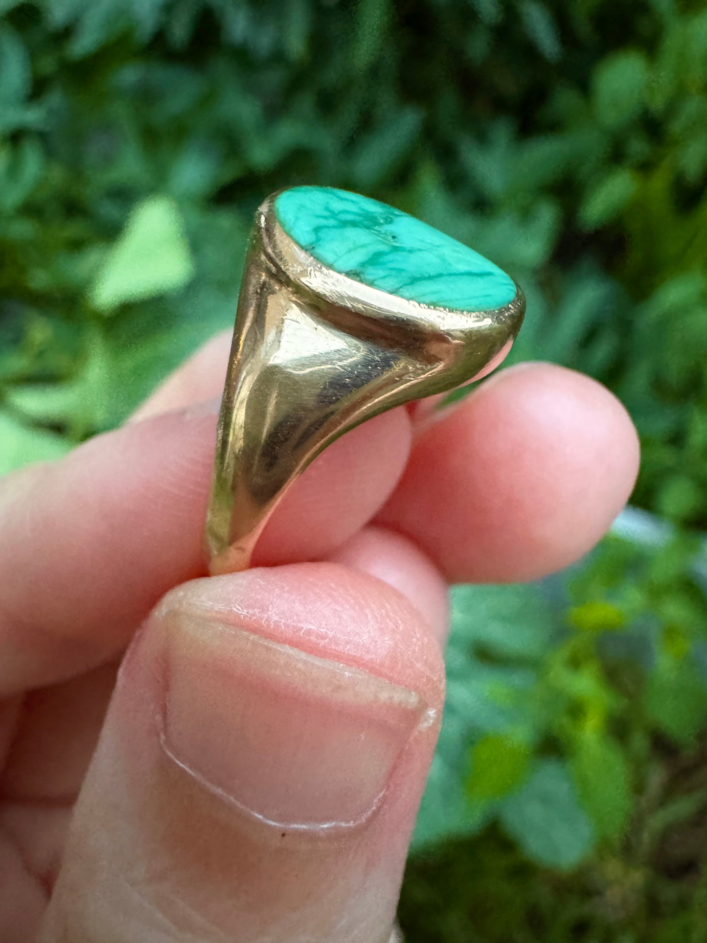 Antique Australian 9ct rosy yellow gold turquoise signet ring