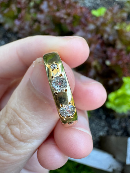 Vintage 18ct yellow gold 0.3ct TCW old mine cut and single cut diamond flush set toi et moi ring