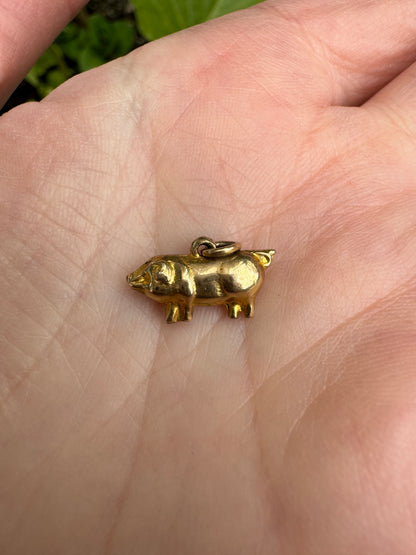Antique 9ct yellow gold small pig charm