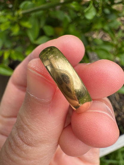 Antique Victorian 15ct yellow gold band, 4.7mm wide