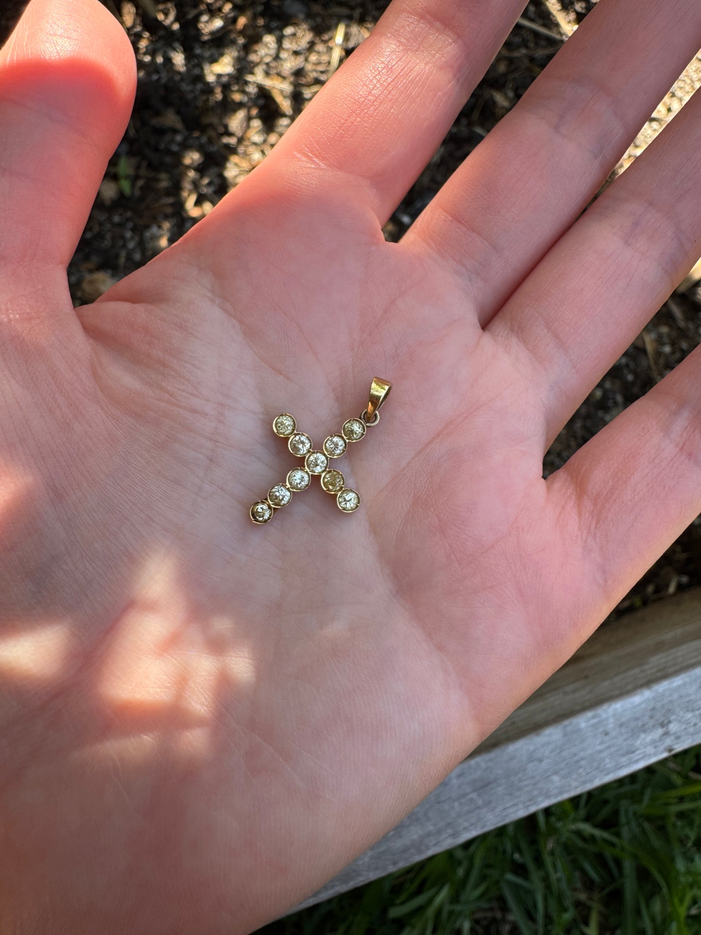 Vintage 14ct yellow gold 0.37ct TCW old European cut diamond bezel set cross pendant