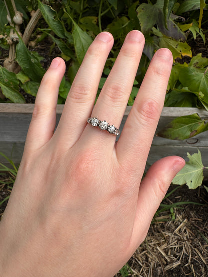 Antique 18ct gold old mine cut diamond trilogy ring