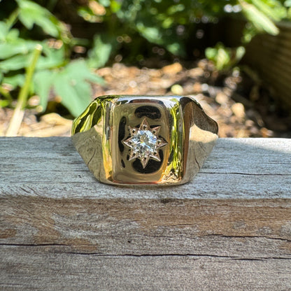 Vintage 9ct yellow gold 0.11ct round brilliant cut diamond starset signet ring