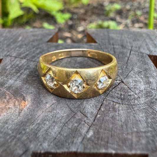 Vintage 18ct yellow gold 0.5ct TCW three stone old mine cut diamond gypsy ring