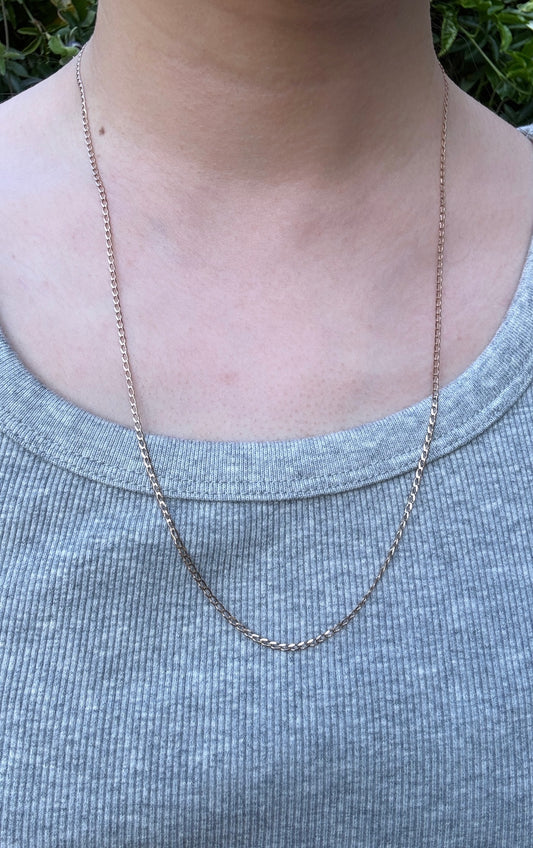 Vintage Italian 9ct yellow gold flat curb link chain, 60cm / 23.6 inches long