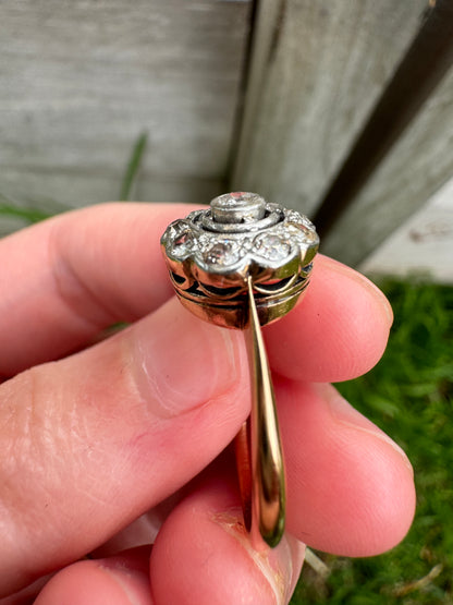 Vintage 18ct yellow gold 0.4ct TCW old mine cut and single cut diamond daisy ring