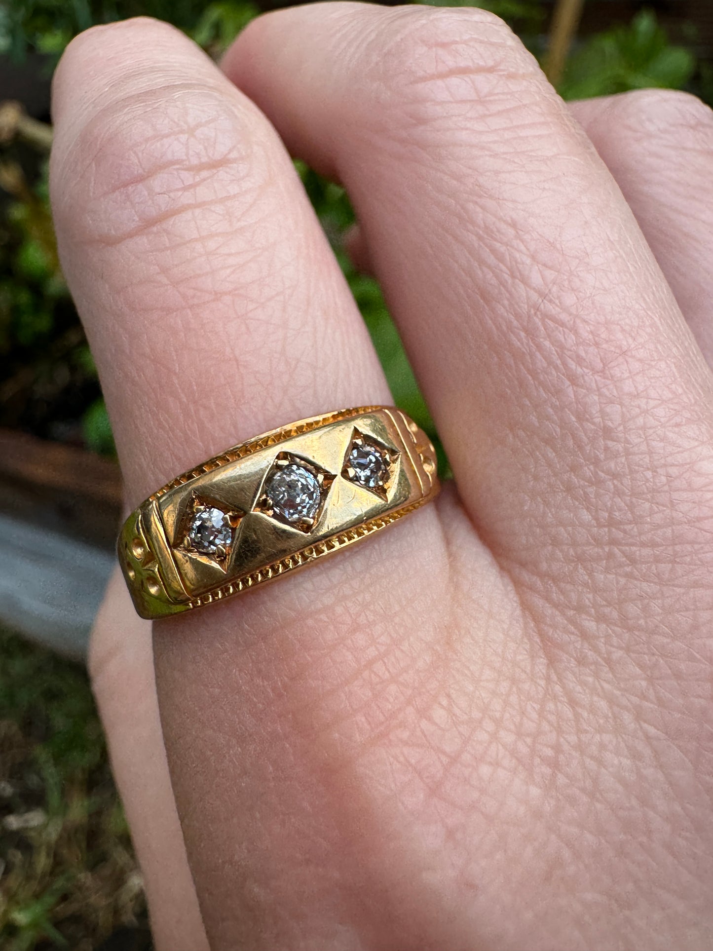 Antique Australian Wendt 18ct yellow gold 0.2ct TCW three stone old mine cut diamond gypsy ring