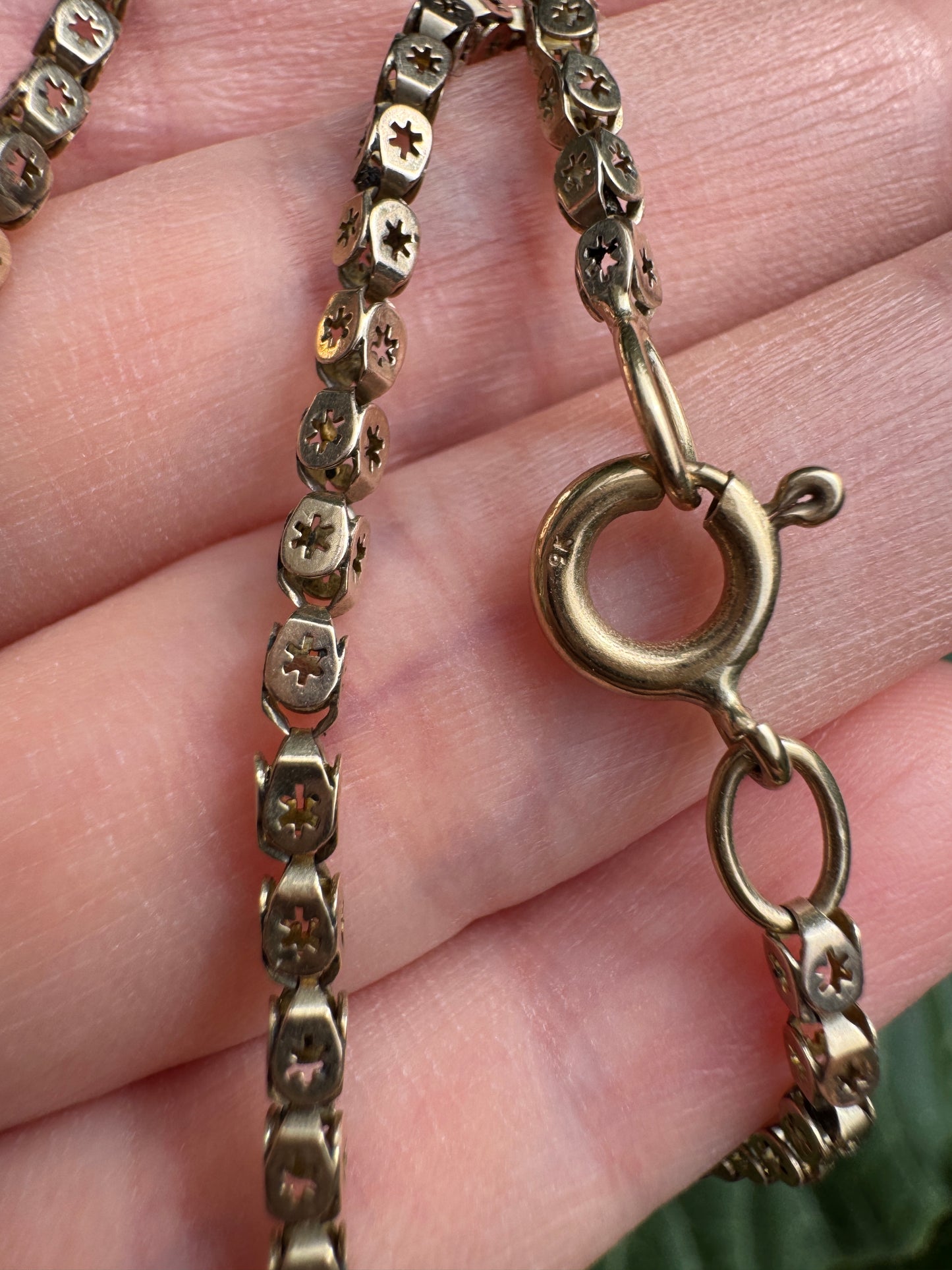 Vintage gold star pierced chain, 52cm / 20.47 inches long