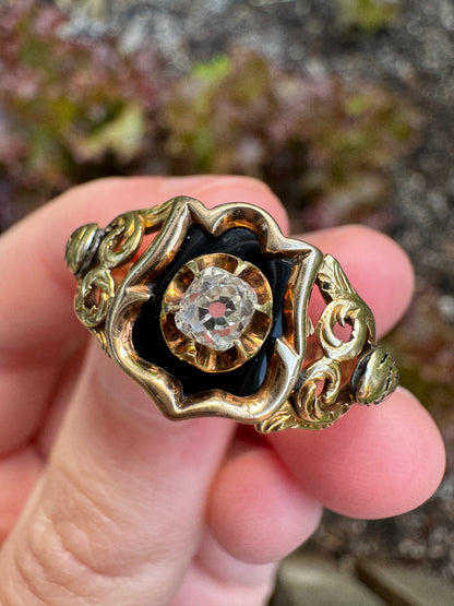 Antique 18ct yellow gold 0.25ct old mine cut diamond and black enamel mourning ring